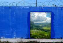 Victimes anonymes noyées dans la mer Immigration (illustration)