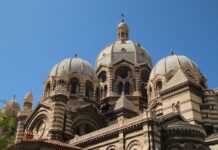 Sommet euro-méditerranéen : Marseille l’Africaine croise les doigts Marseille, Cathédrale Sainte-Marie-Majeure