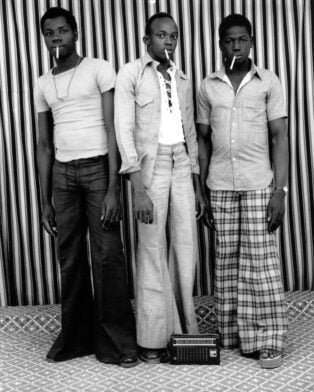 Malick Sidibé, les Apprentis fumeurs