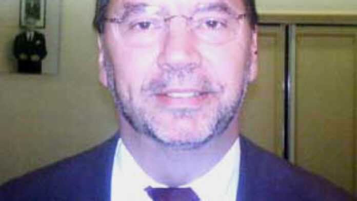 Dr Pieter Piot