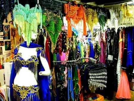 La boutique... La boutique...