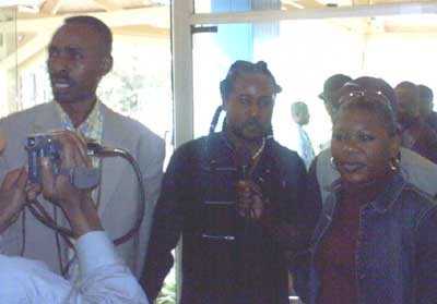 L'arrivée à l'hôtel Méridien, Fespam 2003, Brazzaville L'arrivée à l'hôtel Méridien, Fespam 2003, Brazzaville