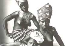 Aubenas toute en couleurs Dahomey, 1967, photographies