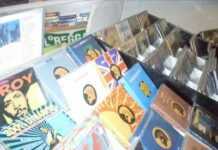 Du reggae comme s’il en pleuvait ! Disc-Black.jpg