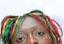 Athènes 2004: Françoise Mbango Etone médaille d’or du triple saut Athènes 2004: Françoise Mbango Etone médaille d’or du triple saut