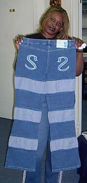 Jean avec bandes de tissu Jean avec bandes de tissu