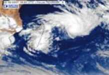 Le cyclone Gamède poursuit sa route destructrice vers Madagascar