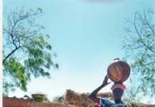 L’eau, la source de développement Femme-Jarre-OK.jpg