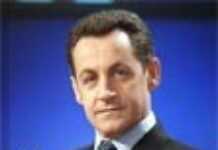 France: Nicolas Sarkozy et Ségolène Royal au second tour des élections présidentielles France: Nicolas Sarkozy et Ségolène Royal au second tour des élections présidentielles