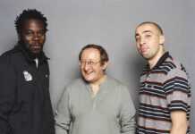 Idir au milieu de Féfé et Leeroy, de Saïan Supa Crew © Vincent Lignier