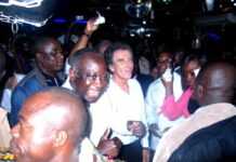 Gbagbo et Lang sur la piste de danse