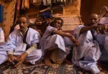 De gauche à droite, Ahmed, Sidi et Ahmed, chameliers de Chinguetti