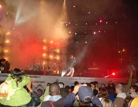 Faudel sur la scène du Festival de Dakhla Faudel sur la scène du Festival de Dakhla