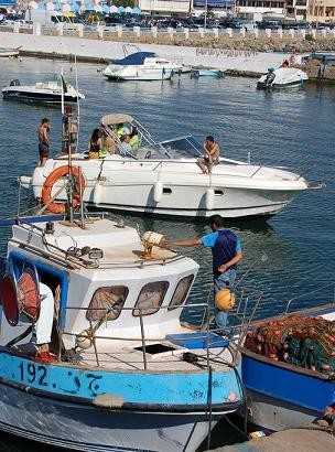 Les bateaux de pêche n'étaient pas seuls à sortir