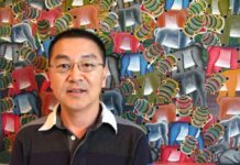 Cheng Hui, le Chinois qui aimait l’Afrique Cheng Hui a créé, en 2001 à Pékin, Touchafrica