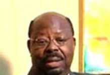 Gabon : Paul Mba Abessole se met en réserve de la République