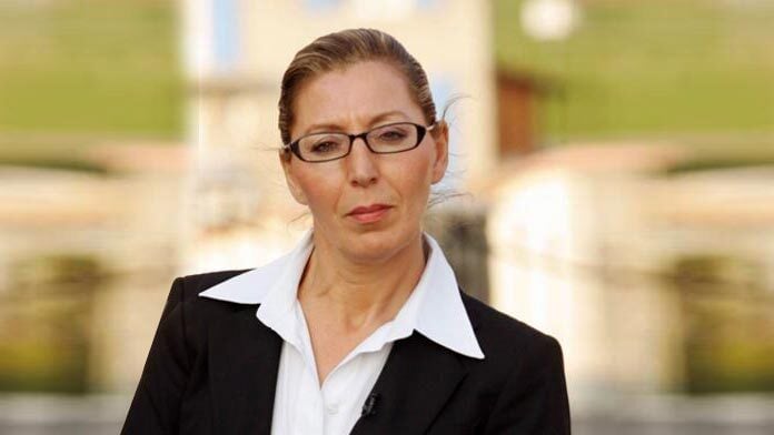 Cathy Sarraï, alias Super Nanny