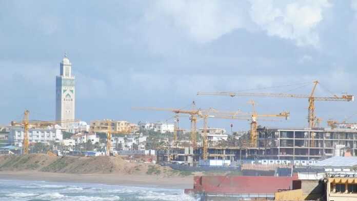 La Corniche en travaux autour de la Mosquée Hassan II