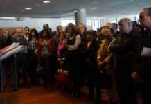 France Télévisions : douze propositions pour plus de diversité Les membres du Comité permanent, la secrétaire d'Etat à la Ville Fadela Amara (au milieu) et Frédéric Mitterrand (à droite)