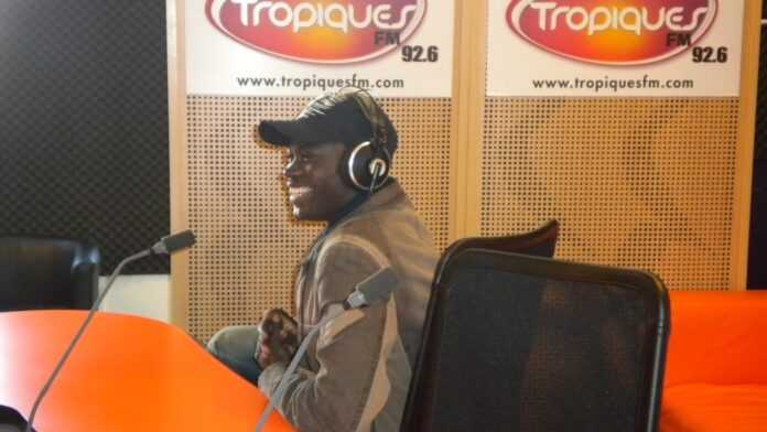 King Mensah chez Tropiques FM King Mensah chez Tropiques FM