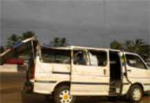 Gabon : 29 lycéens frôlent la mort dans un accident de la circulation à Libreville Gabon : 29 lycéens frôlent la mort dans un accident de la circulation à Libreville