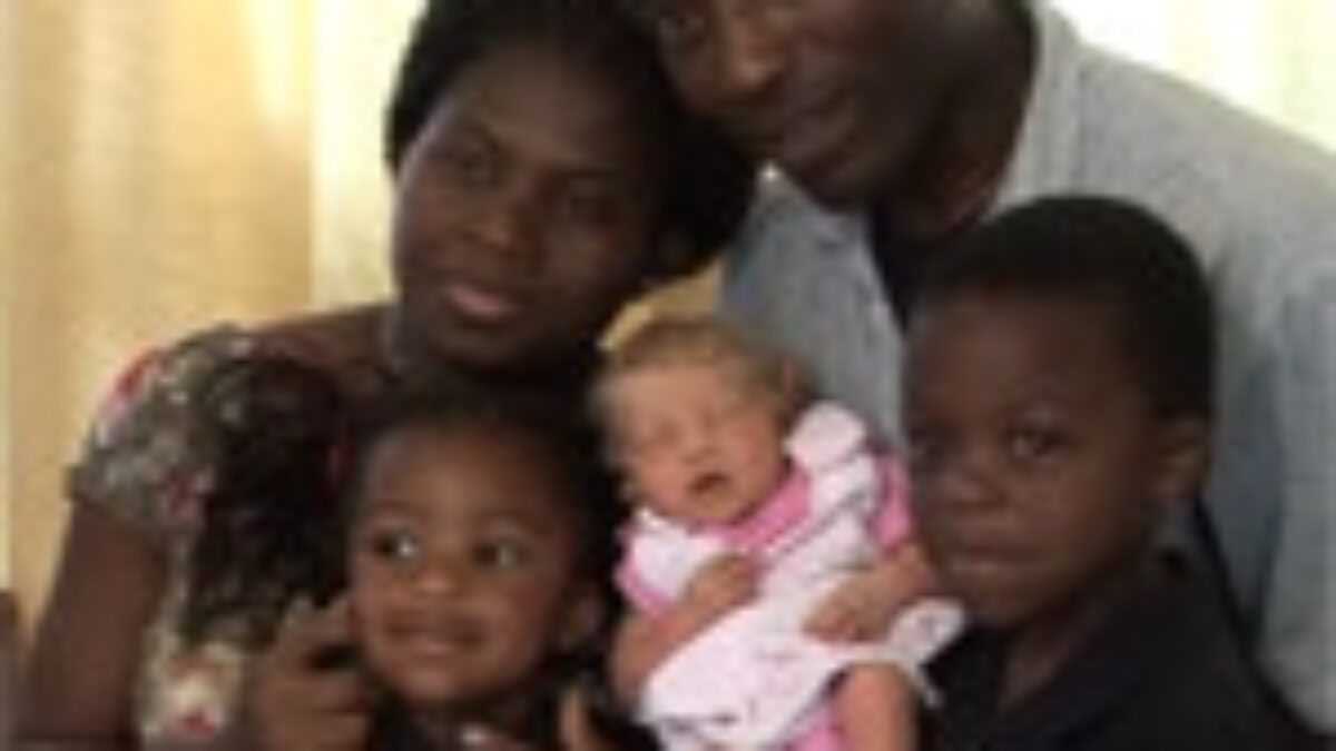 Bebe Blanc Parents Noirs Bebe Blanc Parents Noirs