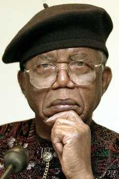 Chinua-Achebe.jpg