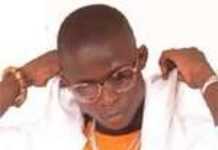 Omar B : « Lorsque je chante, j’essaye de donner le meilleur de moi » Omar B : « Lorsque je chante, j’essaye de donner le meilleur de moi »