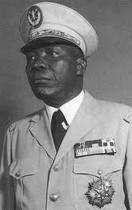 General_Aboubacar_Sangoule_Lamizana.jpg