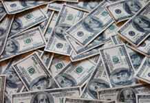 Des billets de banque