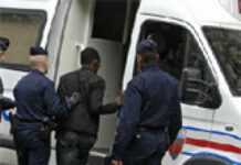 La France va-t-elle expulser les étrangers malades du sida ?