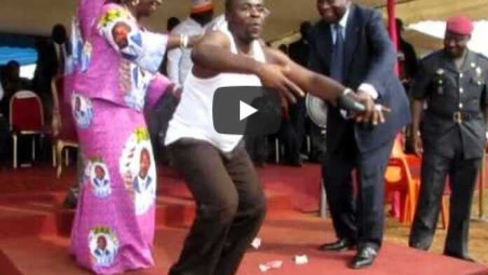 Gbagbo danse