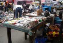 Cameroun : les « médicaments de la rue » ont la peau dure