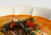 Curry de crabe au lait de coco et patates douces Curry de crabe au lait de coco et patates douces