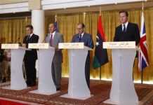 Libye : visite éclair de Sarkozy et Cameron Libye : visite éclair de Sarkozy et Cameron