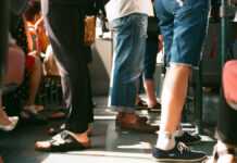 Casablanca : femmes et transports urbains, incompatibles ? Les passagers d'un bus