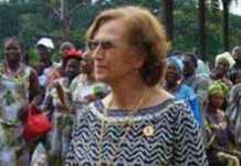 Marie Hélène Ngoa, Maire d’Akono. Marie Hélène Ngoa, Maire d’Akono.