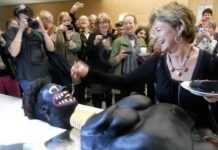 Suède : une installation fait scandale pour ses connotations racistes oeuvre de Makode Linde