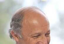 Egypte : rencontre au Caire entre Laurent Fabius et Mohamed Morsi Egypte : rencontre au Caire entre Laurent Fabius et Mohamed Morsi