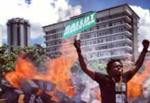 Kenya : grogne contre les salaires faramineux des députés Kenya : grogne contre les salaires faramineux des députés