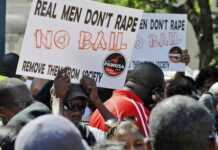 Afrique du Sud : « Stop aux viols » Afrique du Sud : « Stop aux viols »