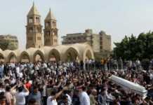 Violences en Egypte : un mort après les funérailles de quatre coptes