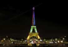 La Tour Eiffel brille aux couleurs sud-africaines