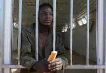 Libye : les migrants subsahariens toujours torturés en prison Libye : les migrants subsahariens toujours torturés en prison