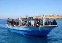 Lampedusa : près de 700 migrants échappent à la mort Lampedusa : près de 700 migrants échappent à la mort