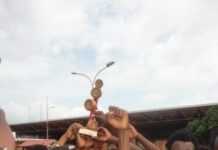 Guinée : Petit Kandja sacré au Salon international de la Musique africaine à Yaoundé Guinée : Petit Kandja sacré au Salon international de la Musique africaine à Yaoundé