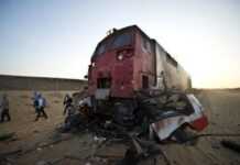 Egypte : 27 morts dans une collision entre un train et deux véhicules