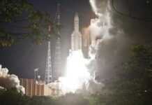 Trois satellites Astrium lancés : zoom sur le champ magnétique terrestre Trois satellites Astrium lancés : zoom sur le champ magnétique terrestre