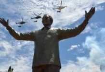 Nouvelle statue géante de Mandela à Pretoria Nouvelle statue géante de Mandela à Pretoria