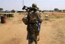 Soudan du Sud : les miliciens de Machar poursuivent leur avancée sur Bor Soudan du Sud : les miliciens de Machar poursuivent leur avancée sur Bor